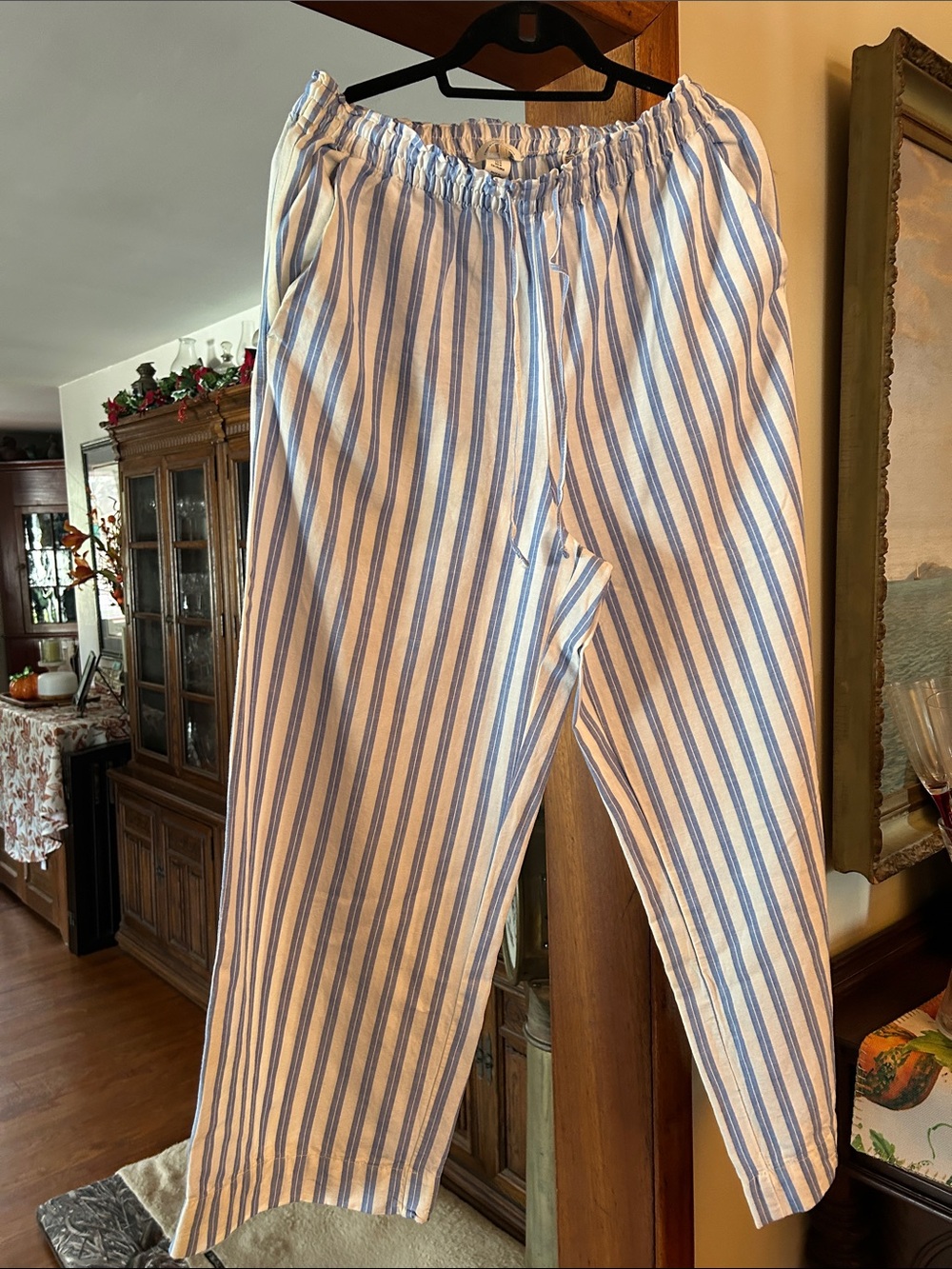 Women’s Pants, wide leg, blue and white striped casual pants.